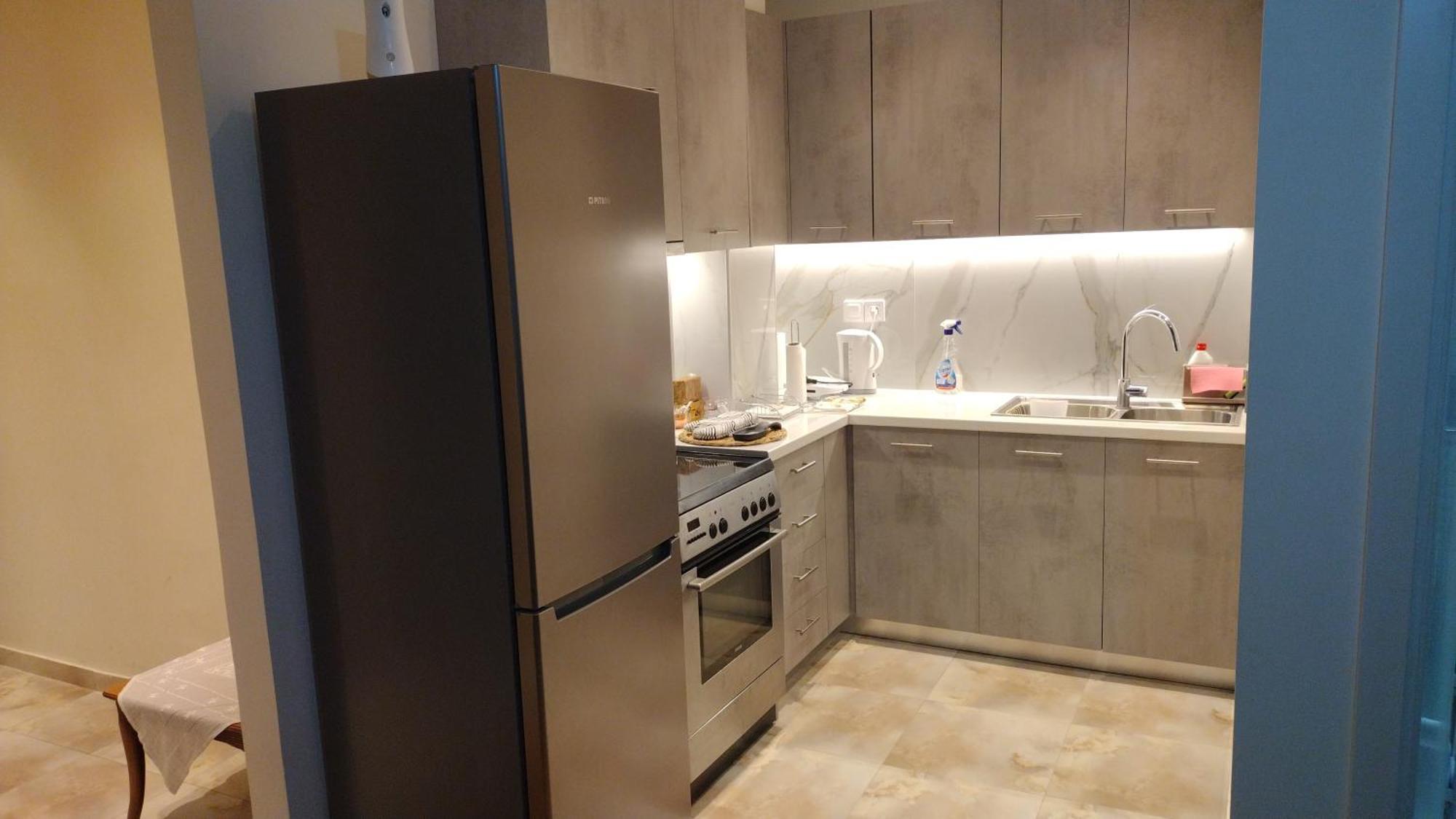 City Center Apartment Янина Экстерьер фото